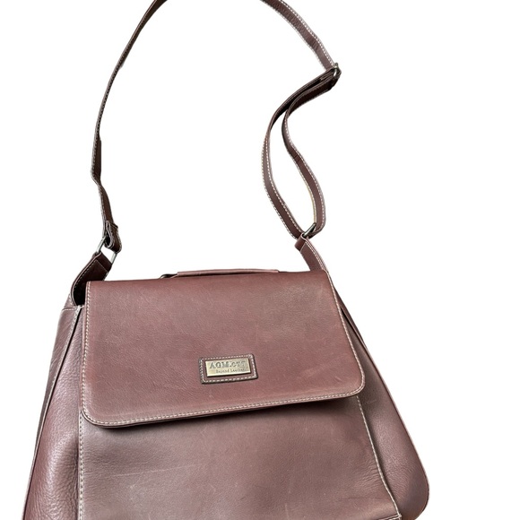 Authentic 100%  Leather AGM.CTT Beyond Leather Crossbody Women Bag Purse. - Picture 10 of 16